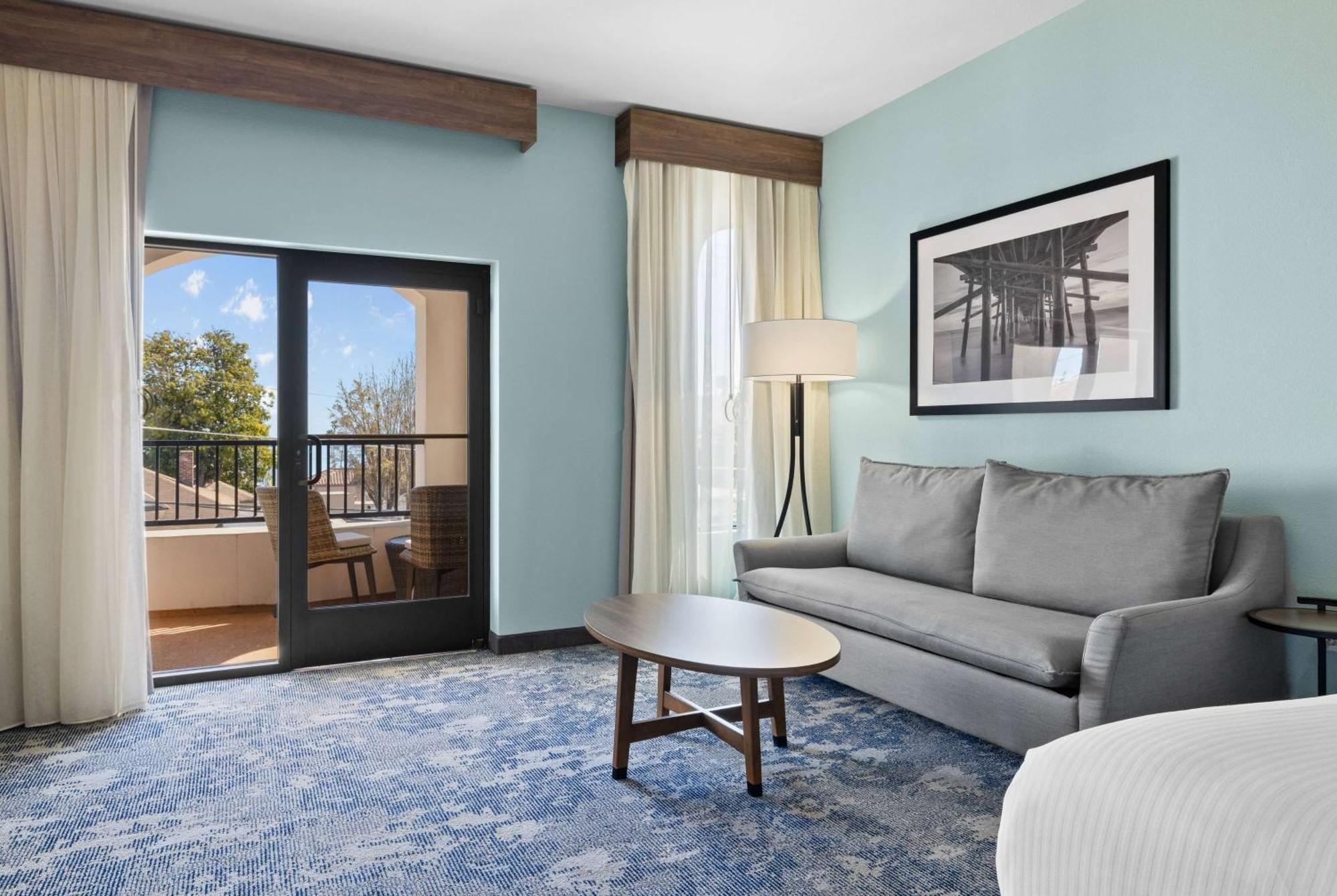 La Quinta Inn & Suites By Wyndham Santa Cruz Extérieur photo
