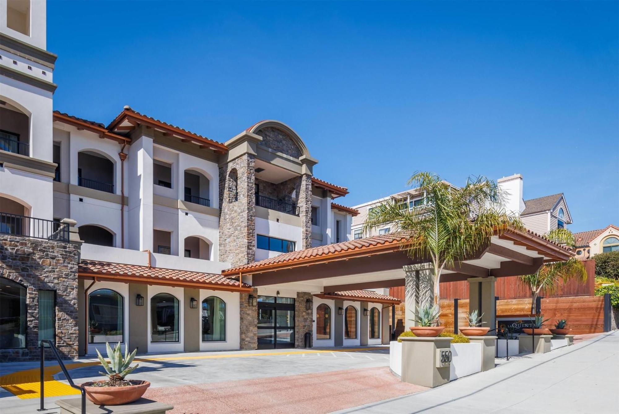 La Quinta Inn & Suites By Wyndham Santa Cruz Extérieur photo