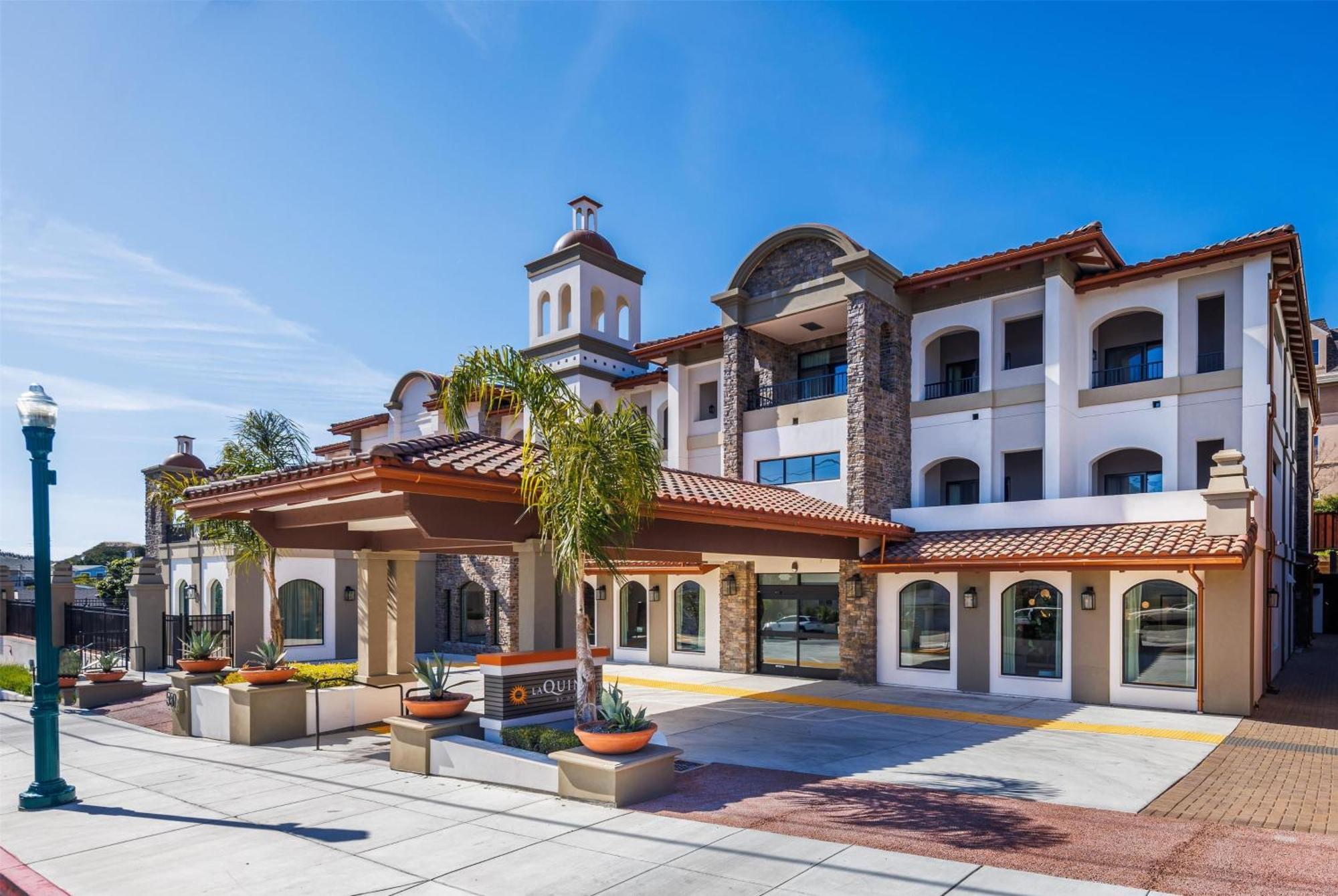 La Quinta Inn & Suites By Wyndham Santa Cruz Extérieur photo